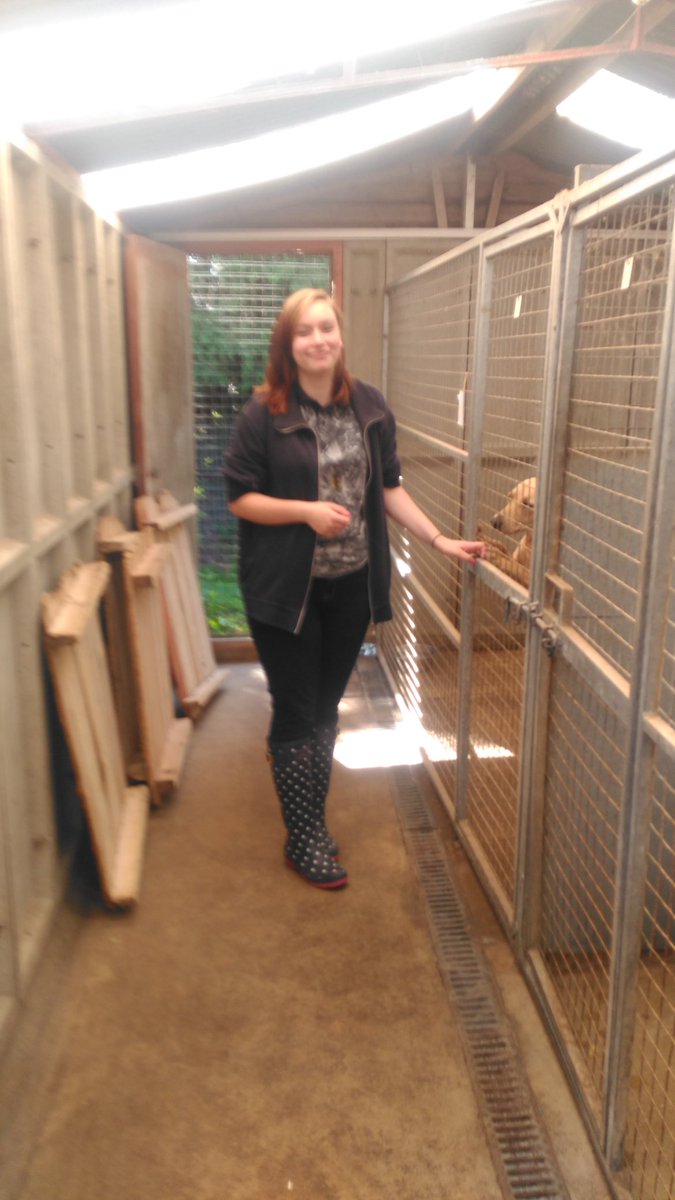 SRBCromer's tweet photo. Went to visit @CromerAcademy Millie today on her work experience. In her words 'It's amazing". Lovely to see her flourishing. #TeamSRB https://t.co/JIZLInzCyN