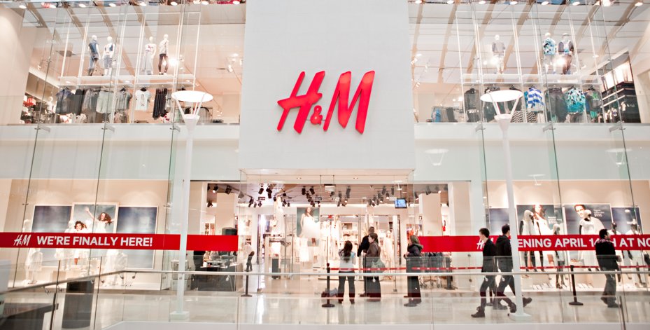 marieclaire_fr's tweet photo. H&amp;M s'associe à Erdem pour sa prochaine collaboration exclusive https://t.co/5Z1lSNtm4Q @hmfrance @erdem https://t.co/M6bNsv46qe
