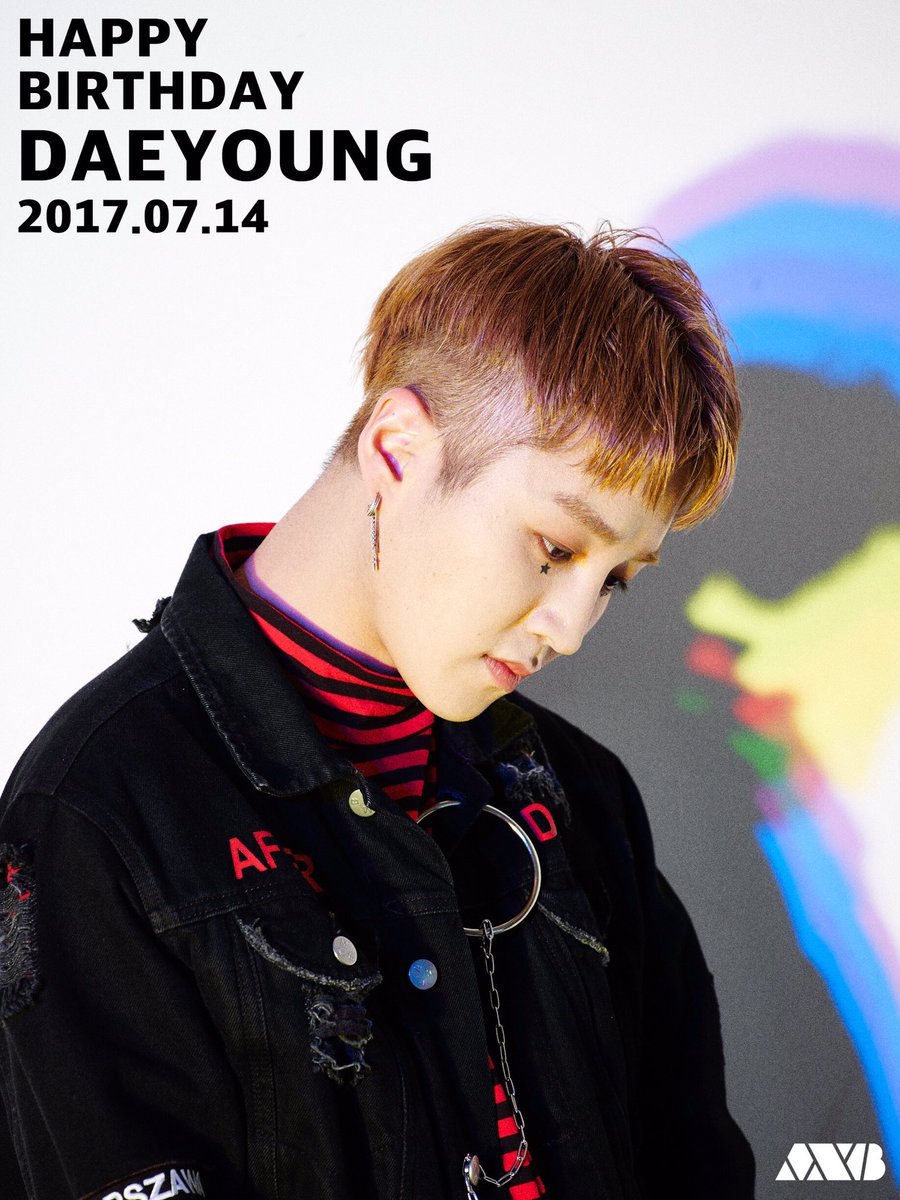 AxisB_official's tweet photo. Happy Birthday DaeYoung 🎉

#happy28thDYday
#AxisB https://t.co/n6kmupgcQb
