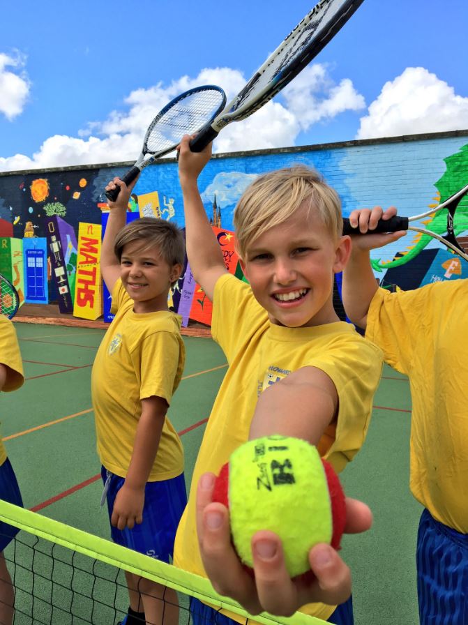 CreativePlayUK's tweet image. Howard Junior School are getting inspired by #Wimbledon &amp;amp; putting their new @CreativePlayUK #MUGA to good use! Photos via @HowardJuniorSch