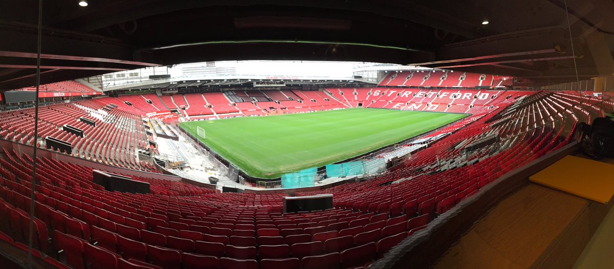 ConstableSmith's tweet image. Thank you to the friendly staff at @mcr_central @ManUtd &amp;amp; @msimanchester for making us feel so welcome during #Colloids2017 @UkColloids