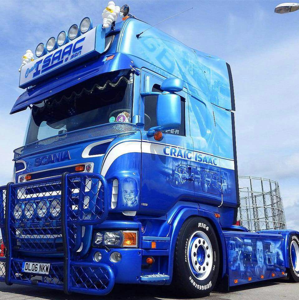 wessextruckshow's tweet photo. 4 weeks today..&amp; we're onsite! Dont forget yr online REDUCED #Tickets  &amp; #camping #sleepwithus #weekendfun #BBQ #livingthedream #familyfun https://t.co/By0Q5MqeOf