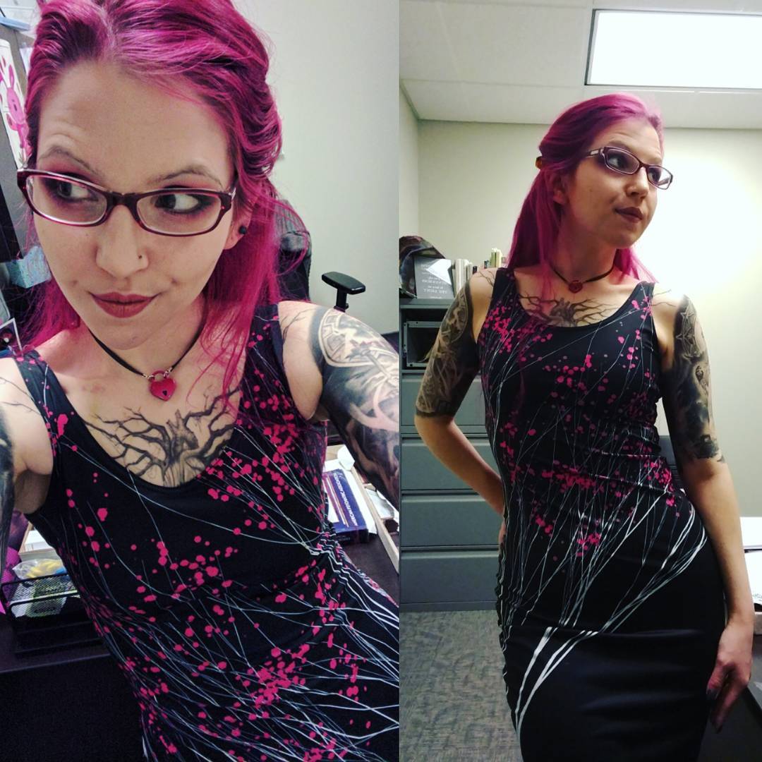 dustrial's tweet photo. Biz-gothing level ultra.
#bodycon #dress #processing #geometric #code #FF3366 https://t.co/xQ36EWmnAv