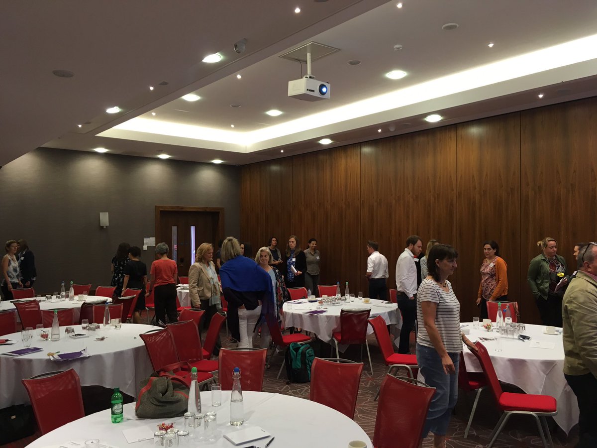 imotstudy's tweet photo. Some gestalt coupling up going on in the 'Stories we tell about ourselves' workstream with @futrella #2017FPOP https://t.co/FbxBkr9b2B