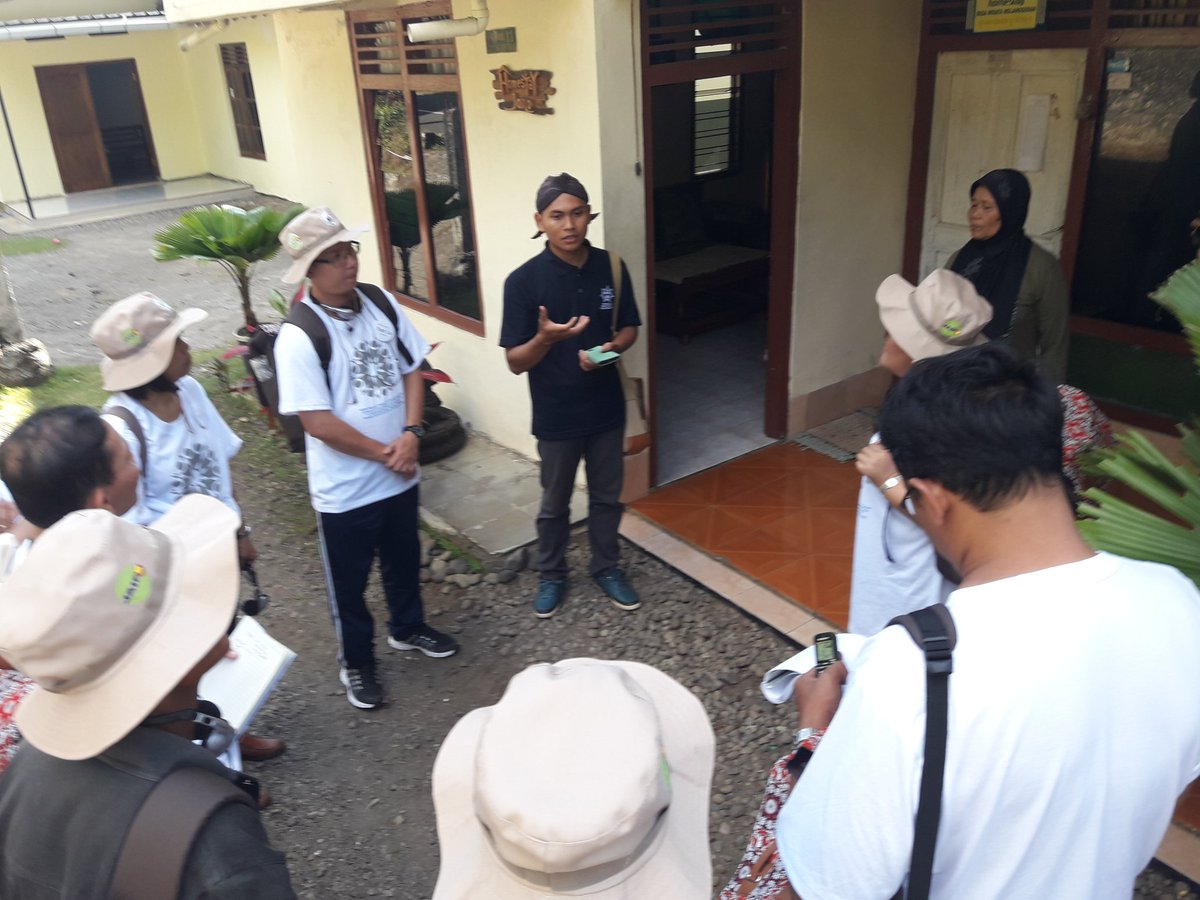 Kunjungan delegasi asean ke homestay Nglanggeran | dibagi 3 grup | grup 3 dr kamboja, filipina &amp; vietnam | homestay VIP <a href="/Sugeng_Handoko/">Sugeng handoko</a>