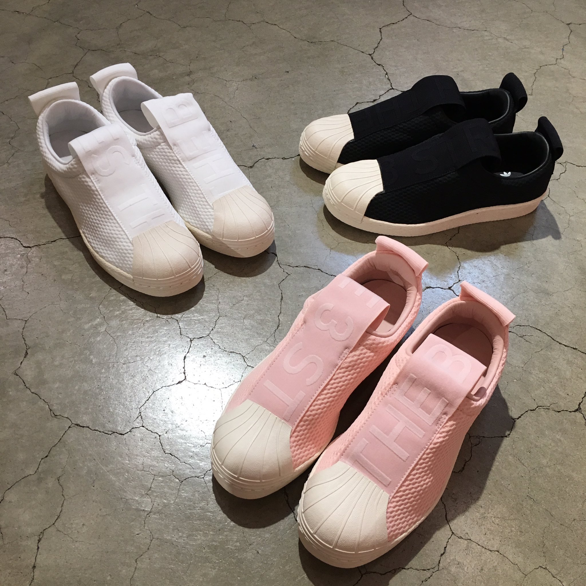 CHAPTER OFFICIAL Twitterren: "【CHAPTER原宿店】 7/14 RELEASE‼️ ADIDAS SS BW35 SLIPON W BY2949(WHITE) BY9137(BLACK) BY9138(PINK) ¥12,000+TAX #adidas #superstarslipon https://t.co/fV0oIO0NH2" / Twitter