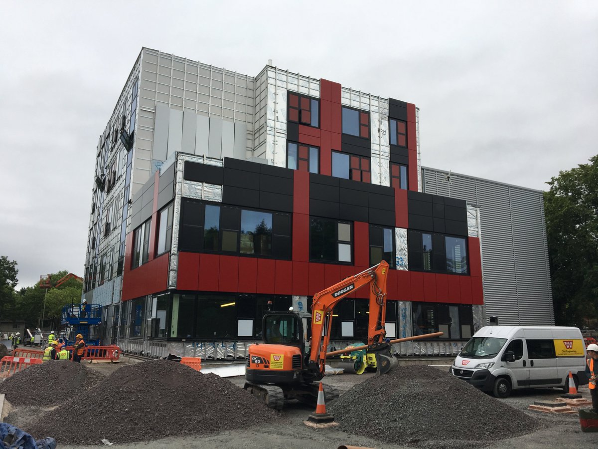 derry_bs's tweet photo. #MEP installations nearing completion @DudleyCollege #Advanced2 As we enter #ProvingPeriod @SpellerMetcalfe @FulcroEng @MetzArchitects @IPI https://t.co/nTrX0qGgOo