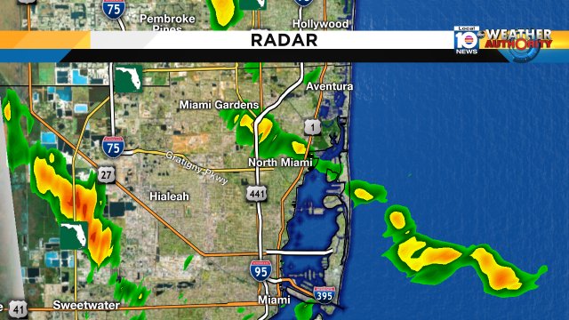 Showers & storms moving into parts of SFLO. Keep the rain gear handy, and watch Meteorologist Julie Durda https://t.co/0LIuaF0iQP