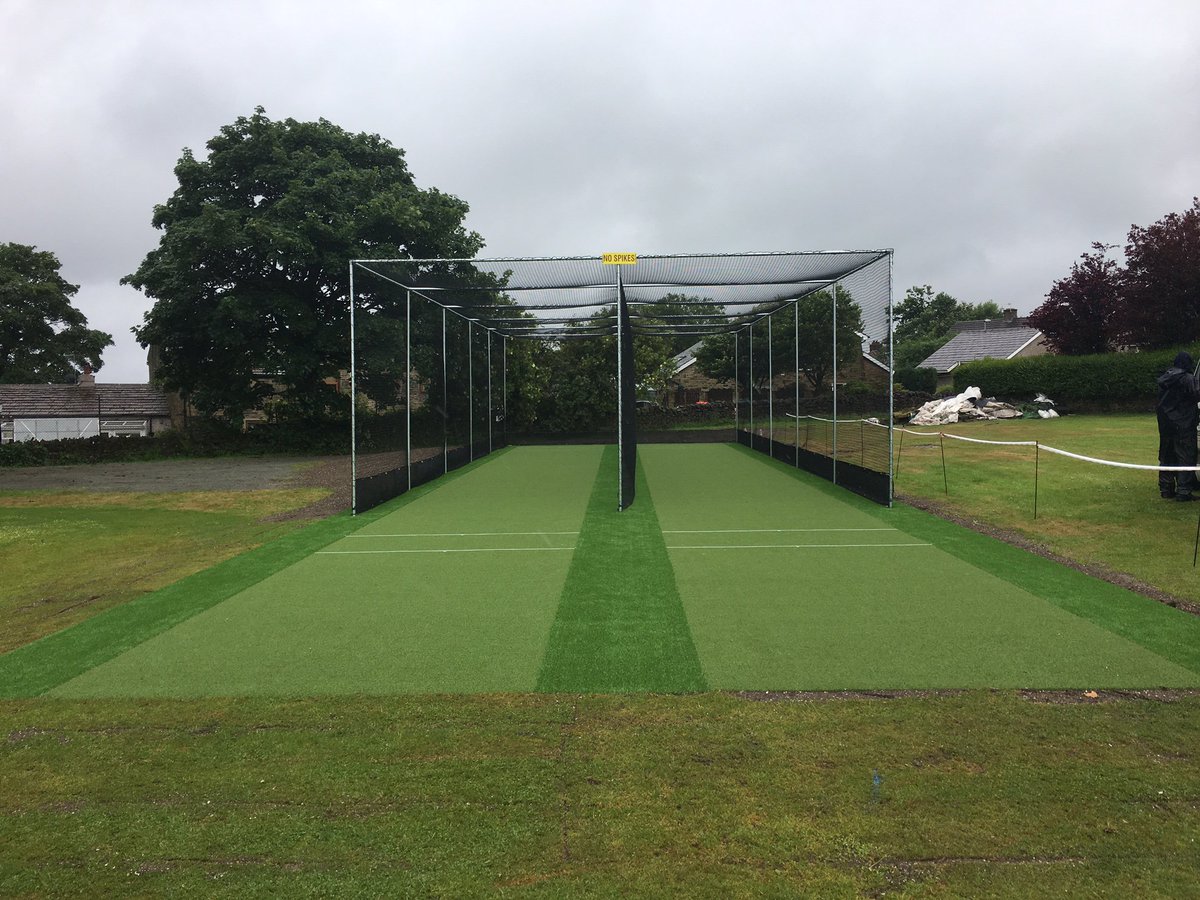 DuraSportLtd's tweet photo. Twin bay cricket practice facility installed at Illingworth St Mary's CC in W Yorks incl #ECBApproved #DSipro #NTP https://t.co/HCazBwGxMs https://t.co/VW4B978wcO