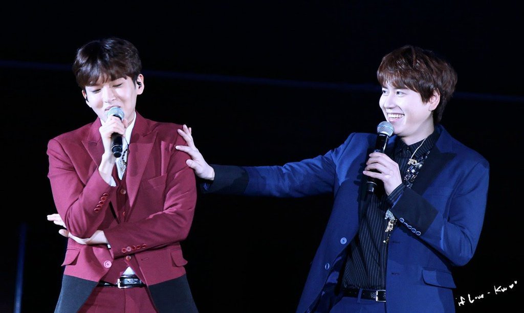 _mainieraine20's tweet photo. D-362 โค๏ธ D-680
kyukyu is so shy hahaha ๐๐๐คญ๐ณ๐ฌ๐๐ค๐ถ๐๐ #kyuwook #kryconcert #ryeowook #kyuhyun #WaitingForKyuwook https://t.co/0ym4WJsWqg