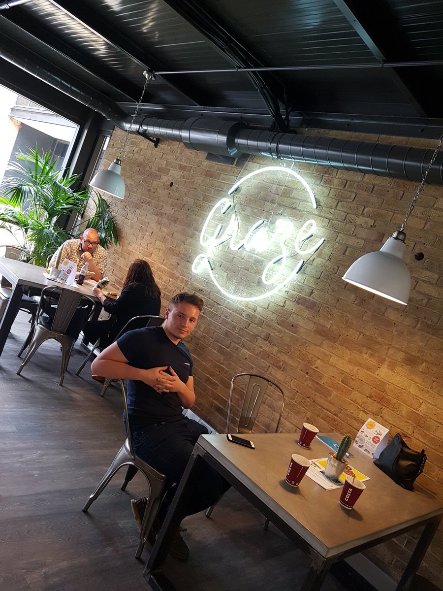 GetIntoBed's tweet photo. Fab morning at Bedford Heights @bedford_uk what an amazing space! Loving the new cafe @grazebedford1 https://t.co/Js8silrbeT