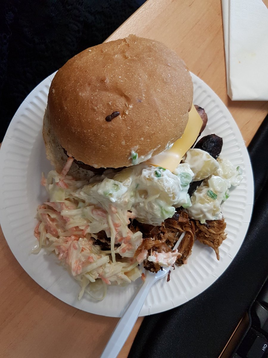 helenhayes2009's tweet photo. Delicious BBQ food provided by our fantastic Hospitaily team for the #TSCPD day @sheffcol https://t.co/tvM7pCKvAx