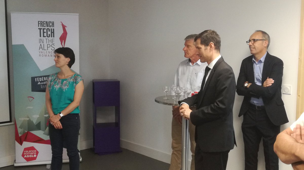 HerveCret's tweet photo. Bienvenue à @juliette_jarry ce midi @FrenchtechVR Valence au #cubenumerique au lieu #totem avec @nathalie_helmer @NDaragon https://t.co/uYXGRwjZfH