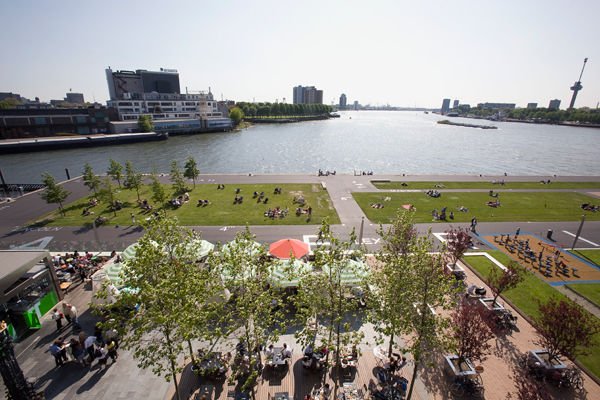 Weer of geen weer, pak een terras op Zuid! ziezuid.nl/5-zomerse-terr… #ZieZuid #letthesunshine #terrasje