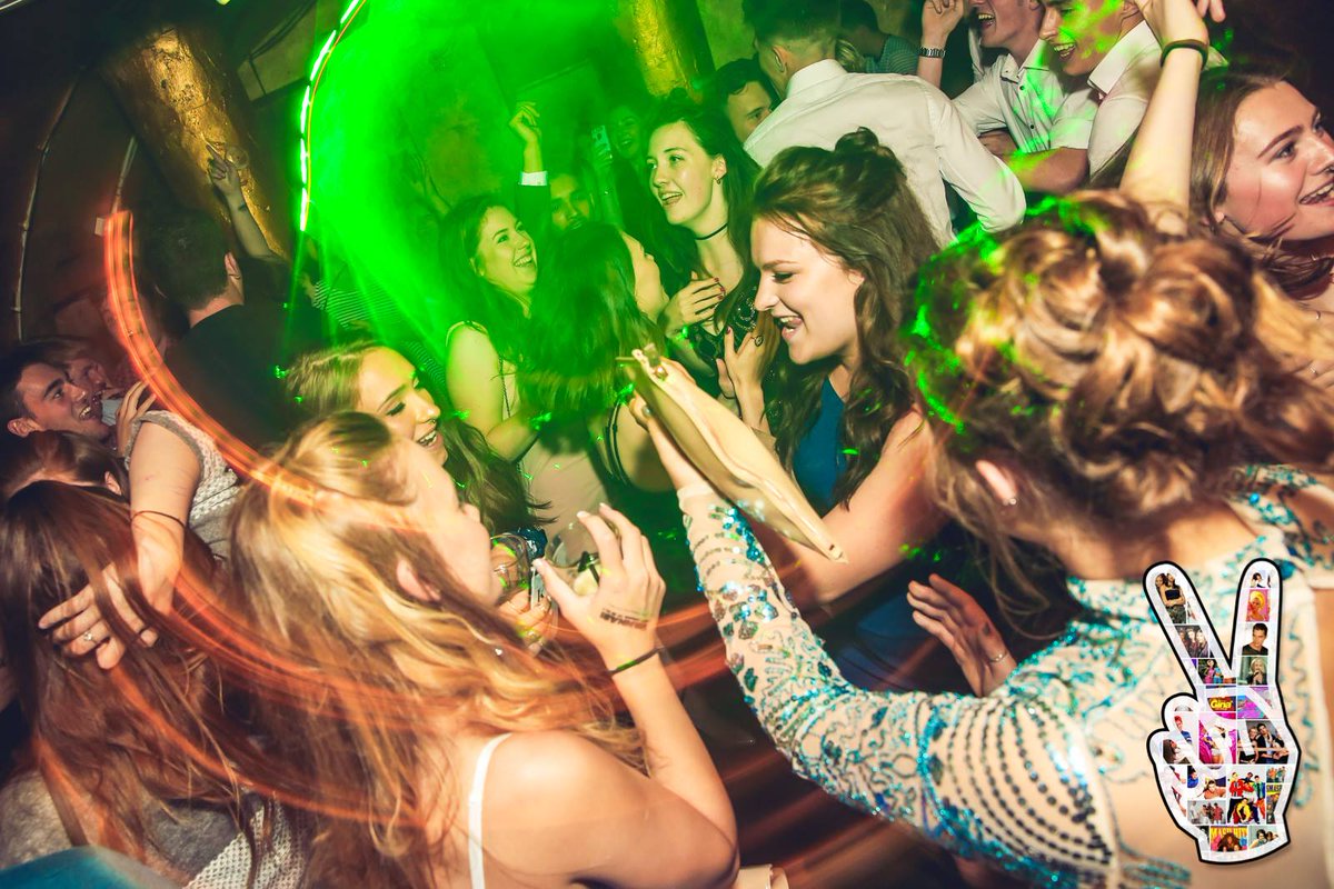 Bath gets 90s at <a href="/Bathponana/">Bath Po Na Na</a> TONIGHT! Doors from 10:30pm, expect wall-to-wall 90s hits!