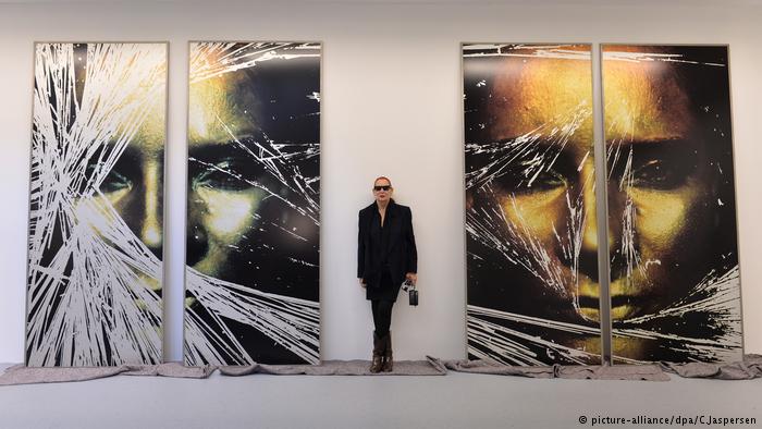 zdfaspekte's tweet photo. The Winner is: Käthe-Kollwitz-Preis 2017 #KatharinaSieverding #GrandeDame #FotoKunst #Weltrang #Beuysschülerin @zdfaspekte Morgen 22.55h https://t.co/AttTcmIBGE