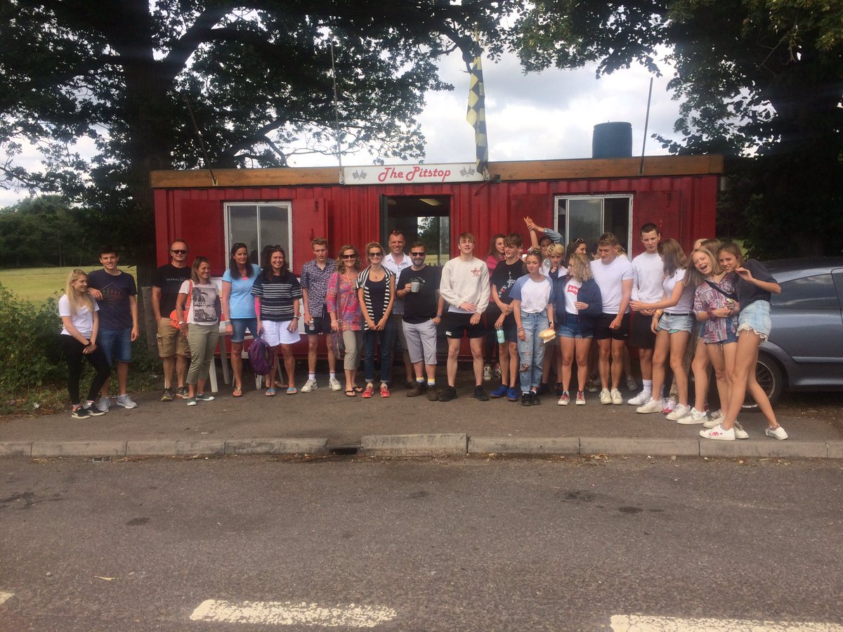 PitStopA12 tweet media