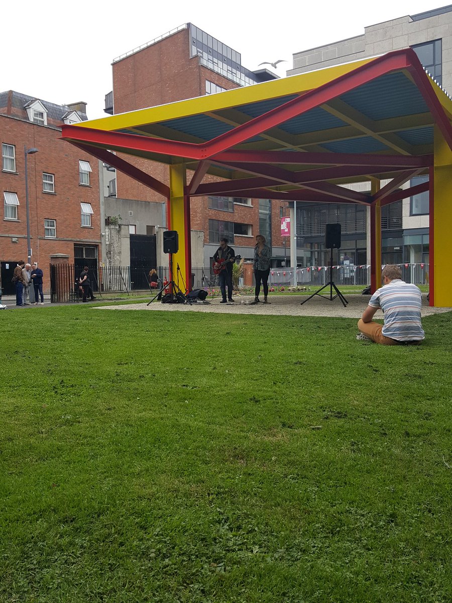donna_cooney1's tweet photo. Having fun at the wonderful #MONTOPicnic @DubCityCouncil @CiaranCuffe @Treeline_Prj @TreeSchool_ https://t.co/7smuvJXFCM