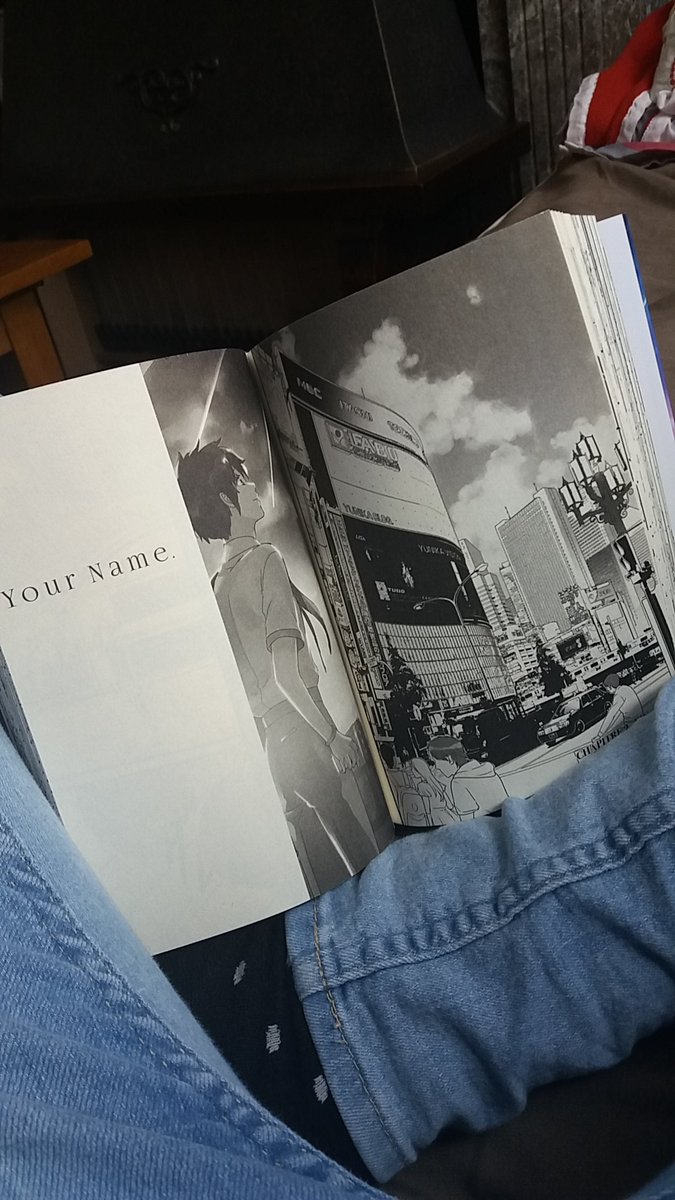 PeterDMFan's tweet image. [Avis Manga] Je lus Your Name en 1 soirée. J'adore l'univers, dessins, ect. Je compte bien lire la version 2, 3,roman, film bref je suis fan