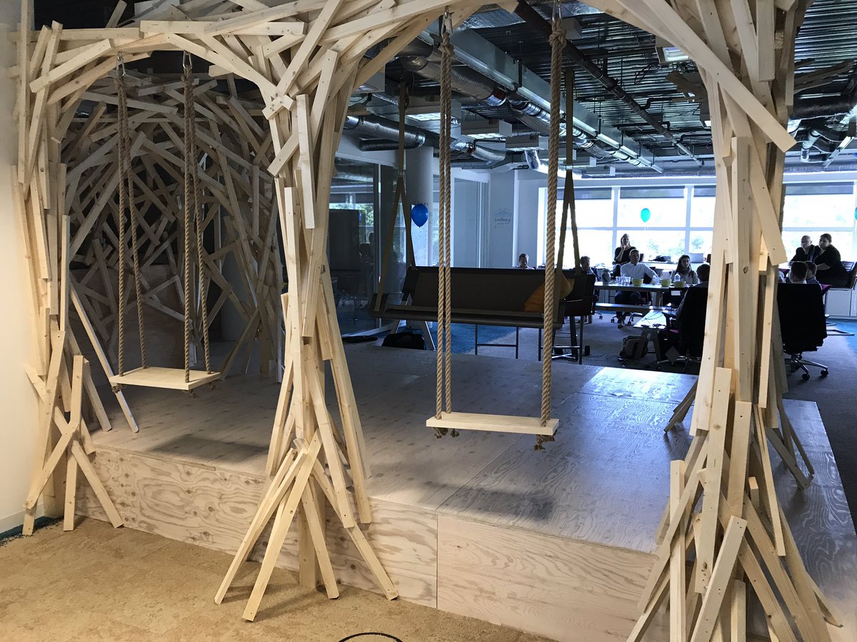 fu_turedesigner's tweet image. Future Council @DeutscheBank im #techquartier today all about #fakenews #spiegelmining #snap #musically #electionhacking #influencer 🤙