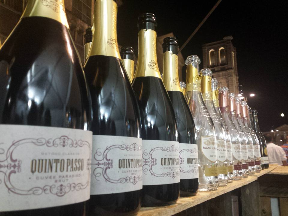 Quintopasso's tweet image. Magica serata ieri a #Ferrara, con gli amici della Trattoria La Romantica a @mangiafexpo ! #Quintopasso #summer #winepassion #wineparty