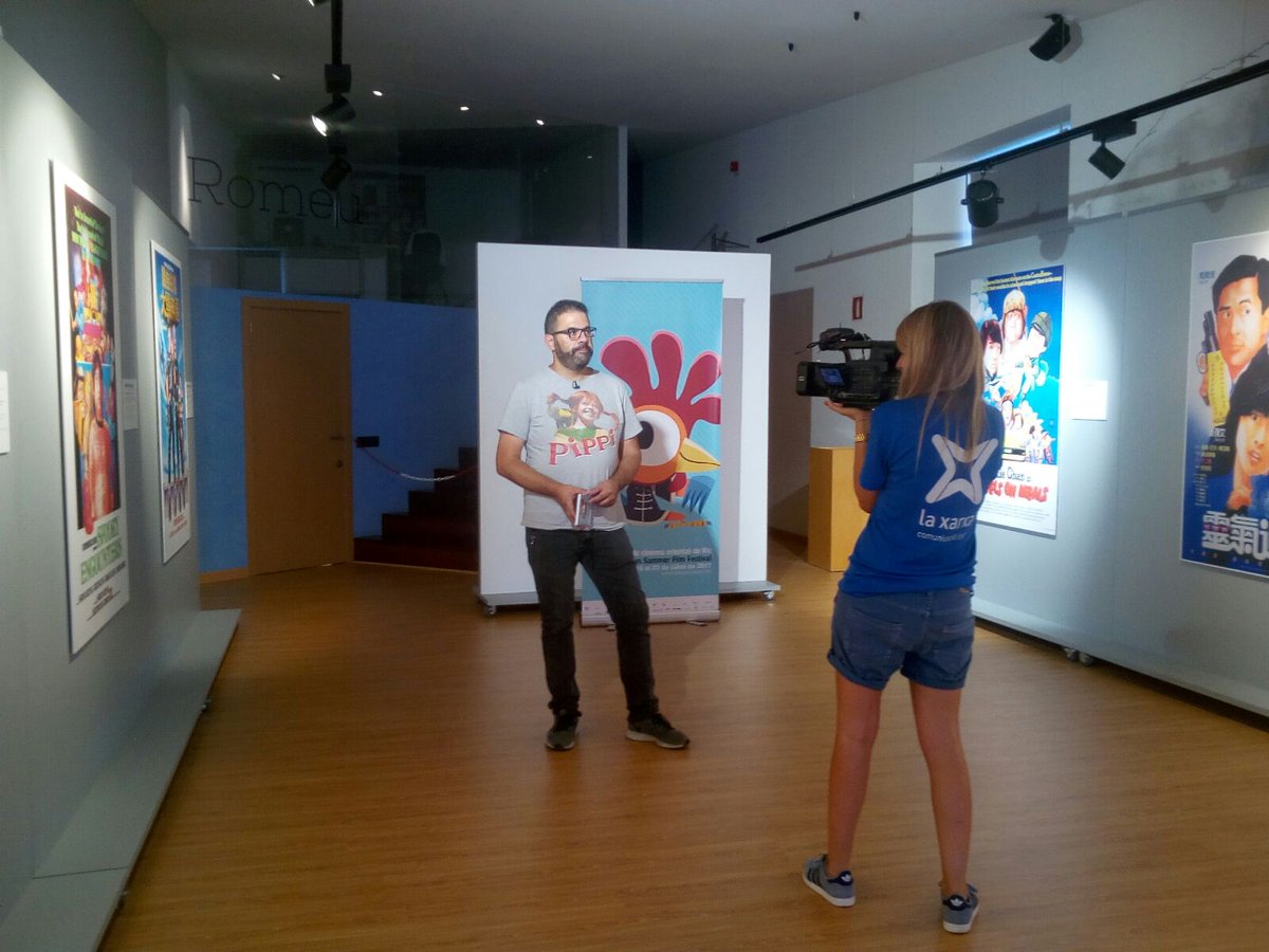 Avui parlem del Festival Nits amb l'equip de <a href="/PaisKM0/">PaisKM0</a> de <a href="/laxarxa/">La Xarxa</a>  pel programa que dediquen a Vic! 
#fesnits #laxarxa #pippi