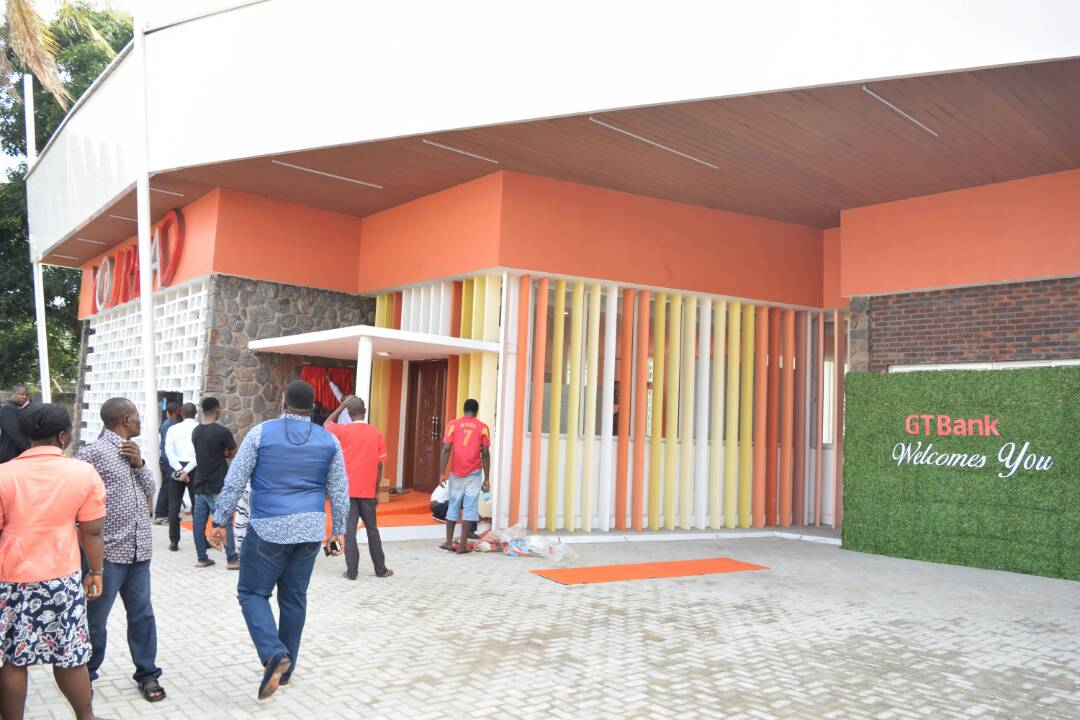 enviupdatelasg's tweet photo. @CodeLagos 10. The library was adopted &amp; upgraded to a multi-functional knowledge centre by @gtbank the #AdoptALibrary initiative @followlasg . https://t.co/j1pn5nswxq