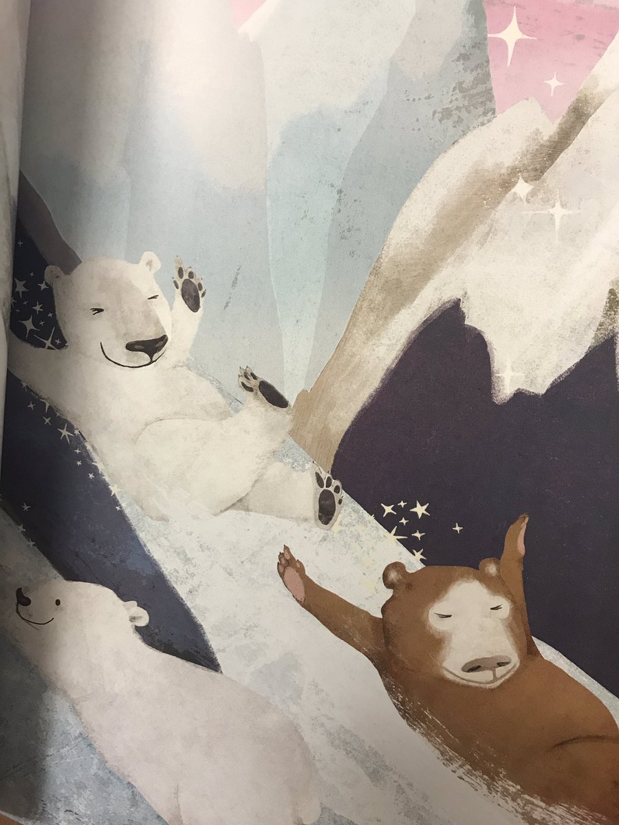 Rachel_Benn_'s tweet photo. A brand NEW book has arrived and it's perfect for #BathBookBed! πππ #bedtime #book #dreamweaver #prettypages π΄βοΈβοΈβοΈ@leedslibraries https://t.co/G31qM2X4aG