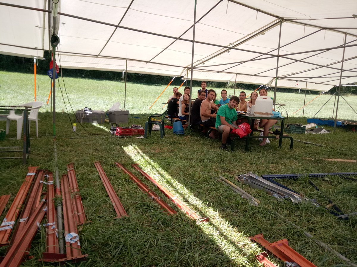 Cocina y comedor listos!
Seguimos con buen tiempo.