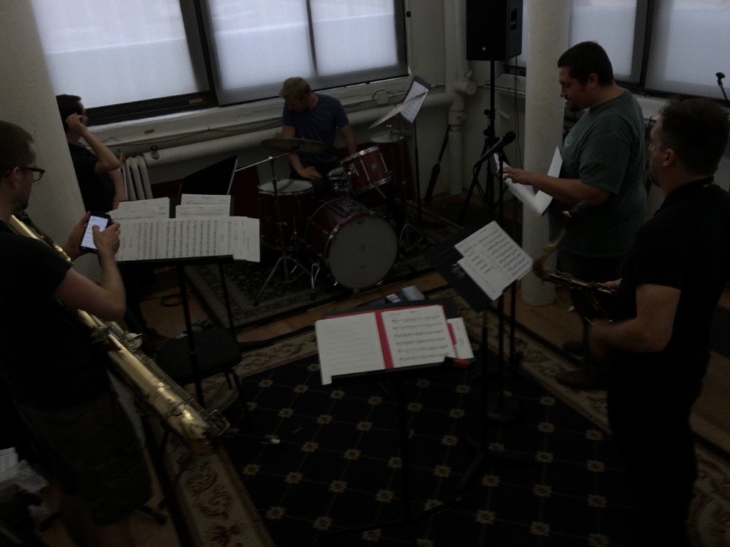 Jerseyband tweet media