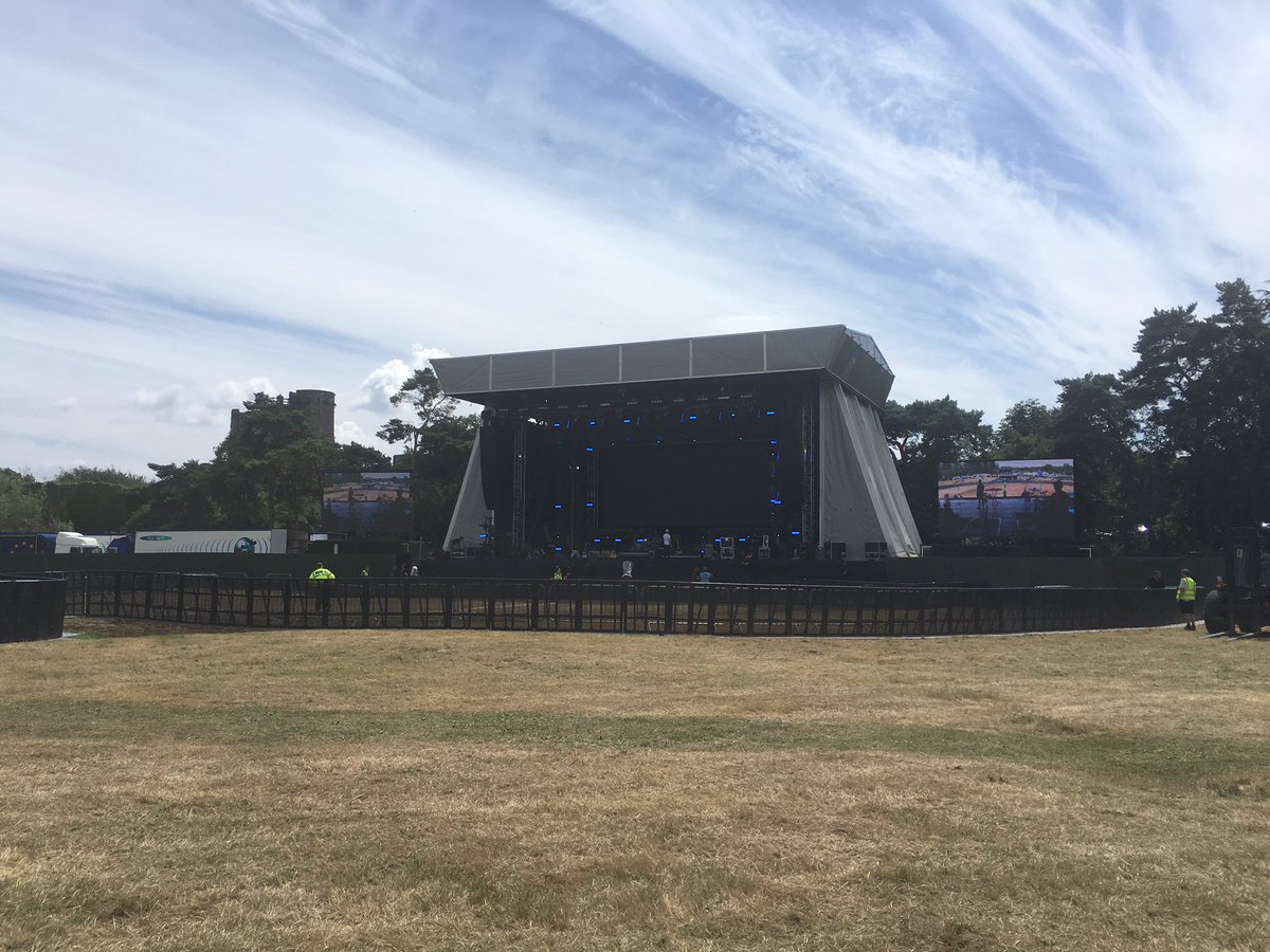 CapitalSWales's tweet photo. In a few hours time this place will be rammed full of @LittleMix fans! #LMCaldicot https://t.co/ecck0M4P2V