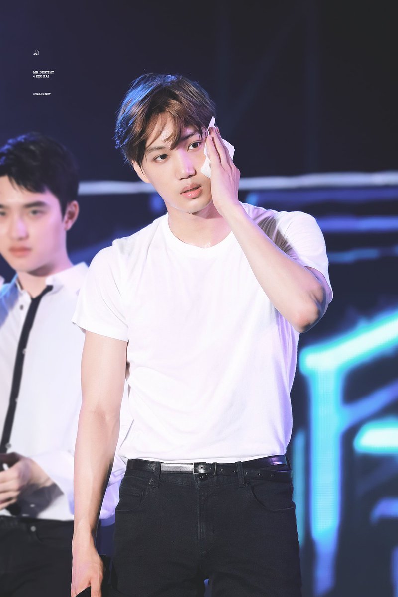 jonginnet's tweet photo. #KAI

🏄‍♂️ https://t.co/5LPEujrjDJ 
🏄‍♂️ https://t.co/WjV8dFNzaU  
🏄‍♂️ https://t.co/mEk2Ur2oRB

#EXO #KoKoBop #TheWarEXO #엑소 https://t.co/jp55PNGIuu