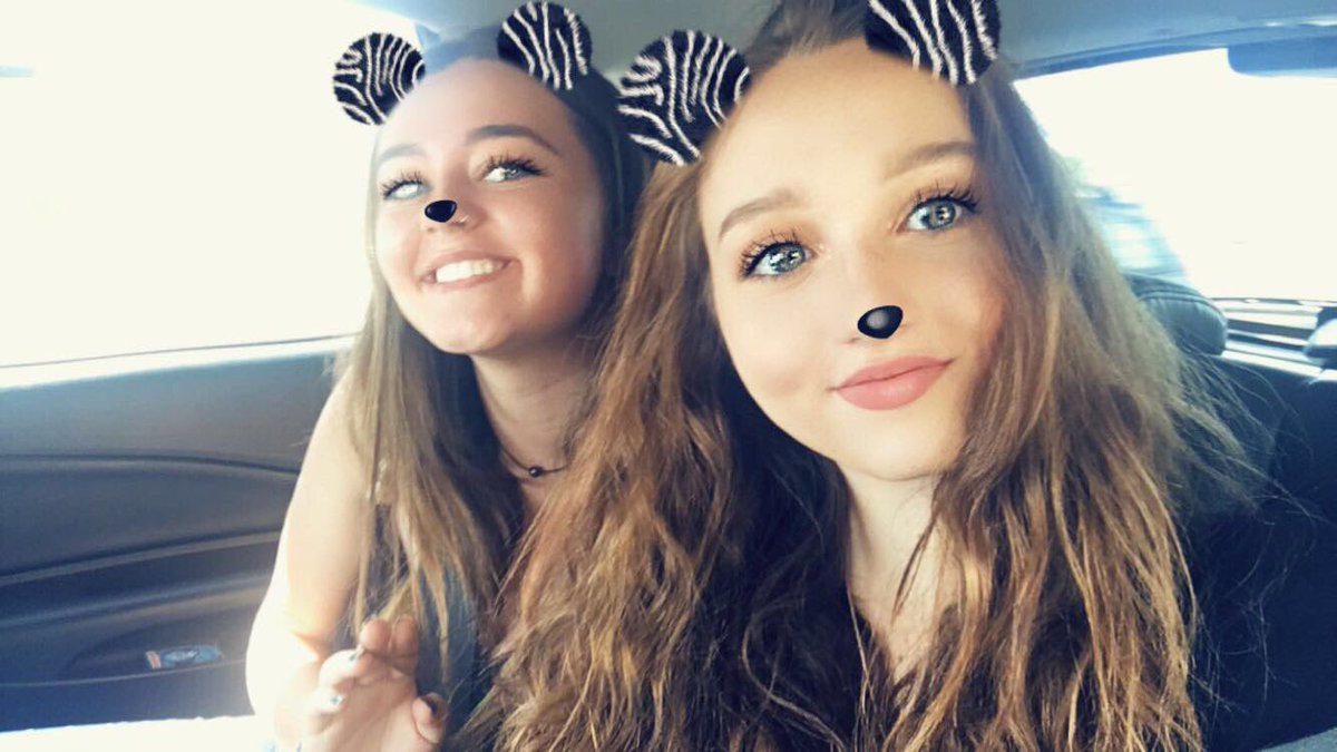 HarrySUpdatesFR's tweet image. En route pour le #STM2017 @RadioSCOOPOff