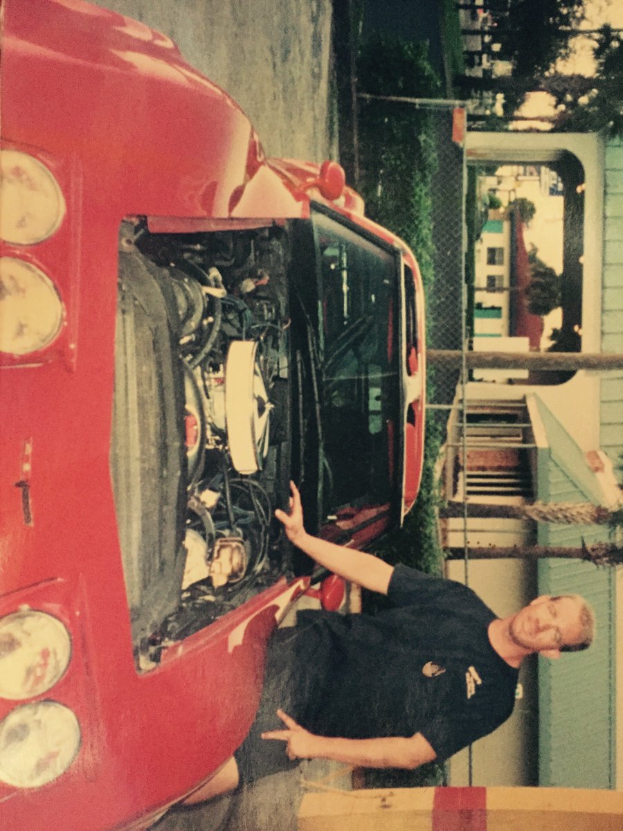 Rogersgotchamot's tweet photo. #TBT #backntheday #stillworkinit #hesthatguy #alwaysamechanic #4everyoung ππ€£πRoger's Gotcha Motoring call now 727-327-1830 https://t.co/LGJxUgICwL