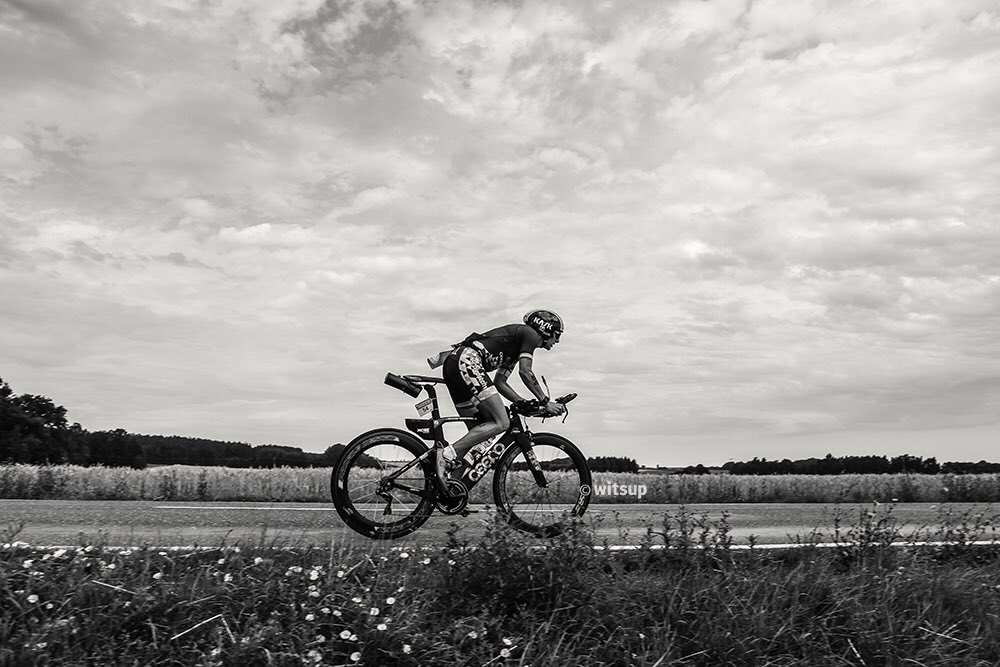 witsupcom's tweet photo. #WitsupPictureThis
It's hard to capture the atmosphere of @ChallengeRoth1 but we tried with these pro race images
➡️https://t.co/iD57ecq20a https://t.co/Lh9h7QongU