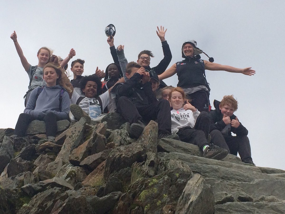 Two teams at the summit! <a href="/stockleyacademy/">Stockley Academy</a> #snowdon #summit #Residential