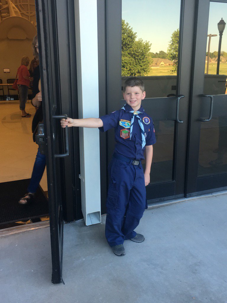 oksde's tweet photo. Oh my goodness, the cuteness factor is off the charts! Weatherford Troop 355 welcoming us to #EngageOK! 🤗🤗🤗 #oklaed https://t.co/Rtcg1fbMyw