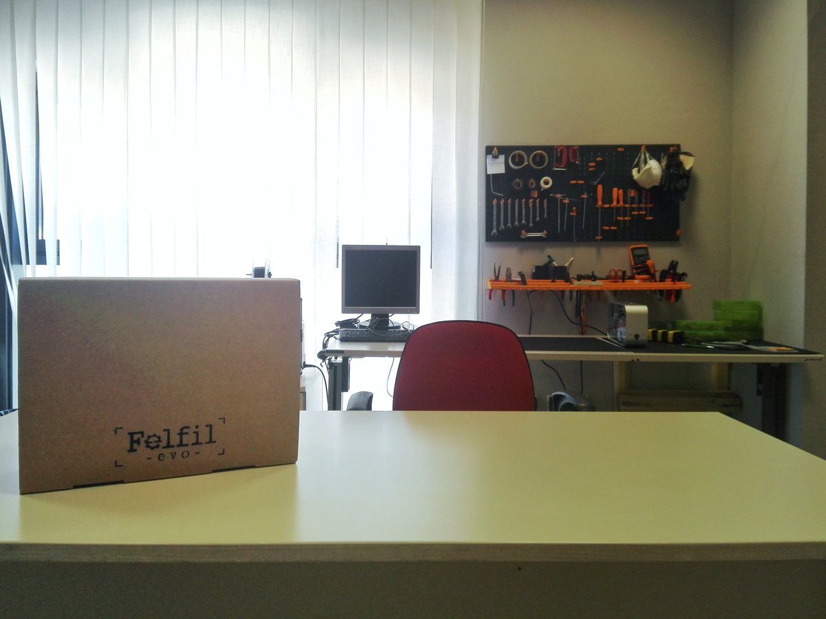 Felfilsrl's tweet photo. 🏭 Nel nuovo Felfil LAB succedono cose bellissime 💡
Vi daremo aggiornamenti nei prossimi giorni, stay tuned!🔥 #felfilevo #felfil https://t.co/skUn3JSdpl