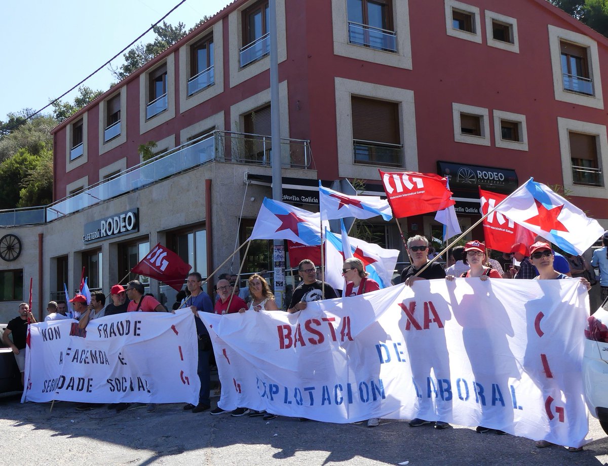 galizaCIG's tweet image. Delegados/as CIG ocupan oficinas #UTE da #pontedeRande para esixirlle o cumprimento das condicións laborais na obra goo.gl/CqdwEc