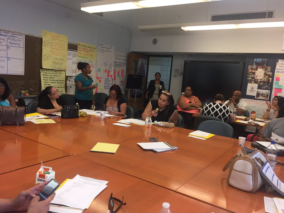 District 12 Parent Coordinators Fall Harvest Planning Meeting #Team work is the best work#Motivation <a href="/CSD12Bronx/">Dr. Rafaela Espinal</a> <a href="/D12PCs/">D12 PC's</a> #@TanyaDrummond1