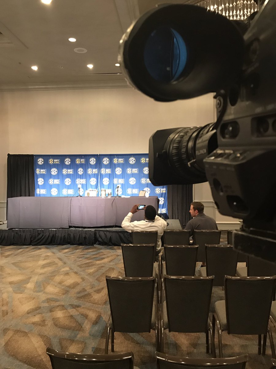 MikeGaitherTV's tweet photo. Day four of SEC Media Days set to kickoff. South Carolina's Hayden Hurst stepping to podium now. #SECDM17 https://t.co/fM73nzsmU8