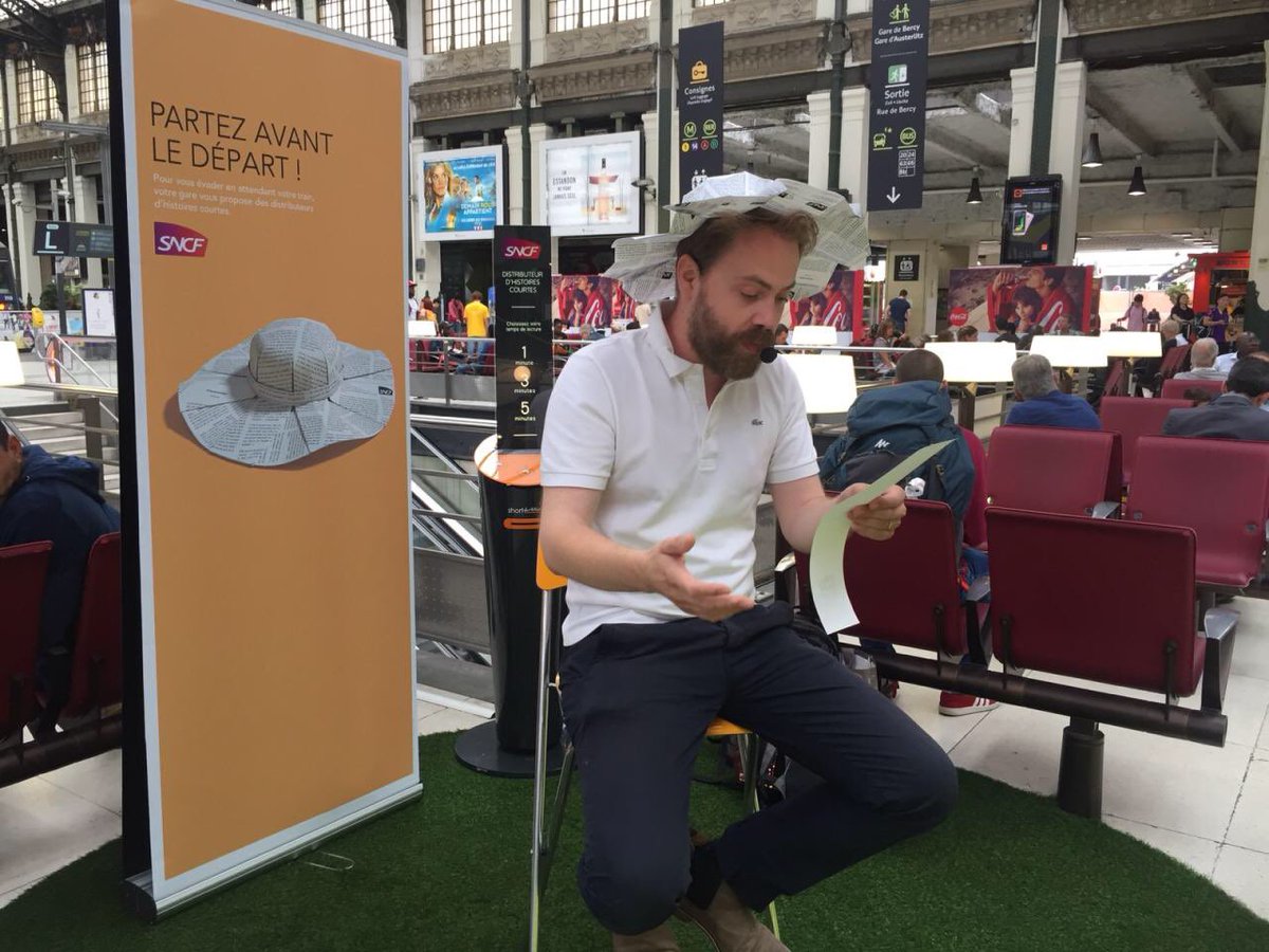 _lacondamine's tweet photo. Coucou @SNCF ! Nos artistes prêts à vous accueillir https://t.co/YlLnyY31LM