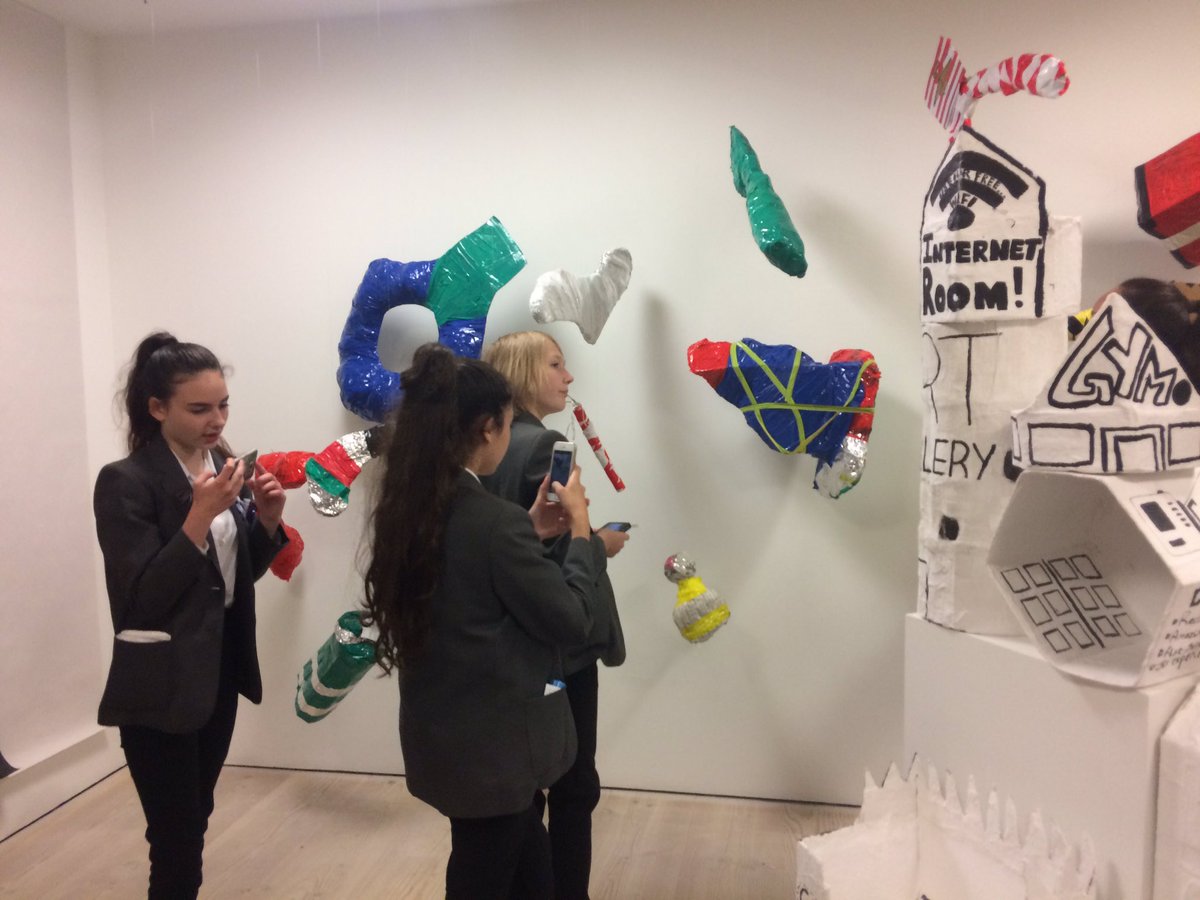SadieEdginton's tweet photo. Great seeing @ArtHeartlands Yr8 viewing their artworks #props and #stop-motion #animation #performance works @saatchi_gallery yesterday https://t.co/w4U6N8w5Ia