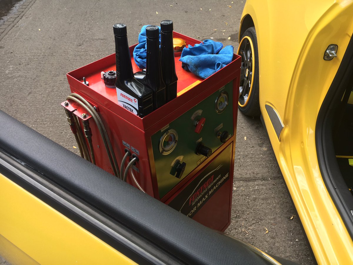 navfortron's tweet photo. @FortronIntlUK @BSMRedditch @ds3gboc @DS3_Club #injectormax #keepitclean engine cokedup sorted with Vactek&induction clean power restored https://t.co/i3gHiyD73o