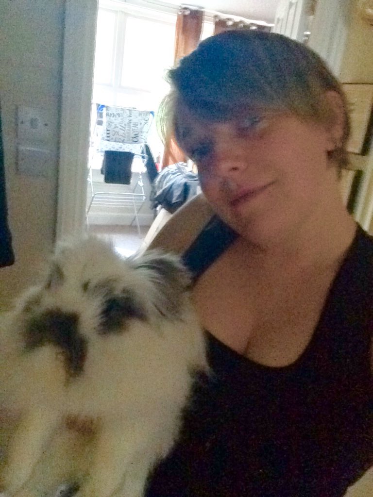 But she is looking pretty! #ebhour