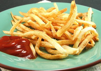 RT = you put ketchup on your fries  Like = you dip ketchup on the side  #NationalFrenchFryDay https://t<a href="/tag/nationalfrenchfryday"class="tags"><span>#nationalfrenchfryday</span></a>