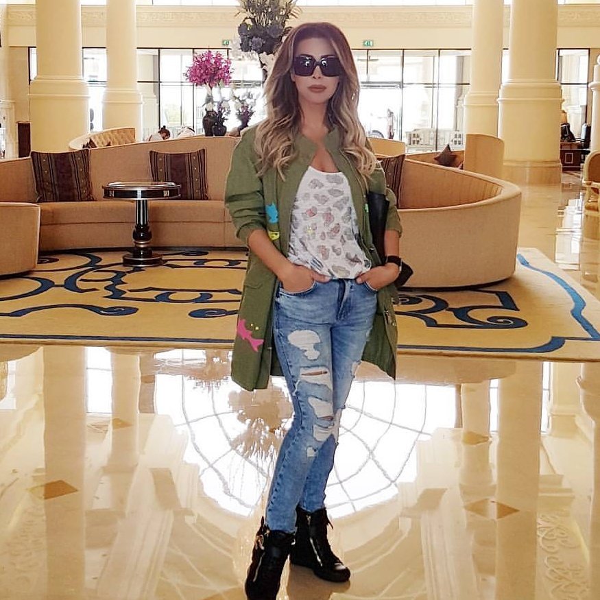 #بالصور الفنانة الذهبية #نوال_الزغبي باطلالة مميزة وجميلة من #ابوظبی
#nawalelzoghbi #bhebo_ktir #AbuDhabi
#ET_بالليبي
#etbillibya