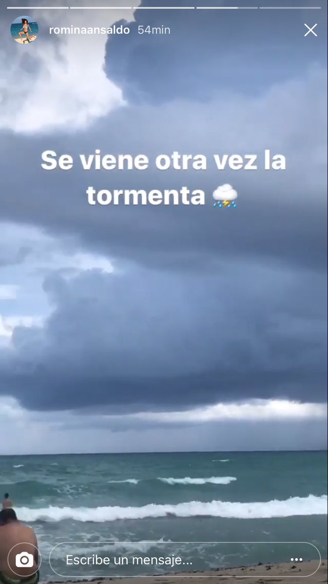 Marsunshinee's tweet photo. No puedo con esto, lo siento 😔cuanto los extraño ! Ambos en Miami 😭💚 https://t.co/ecJndGQ3Jt