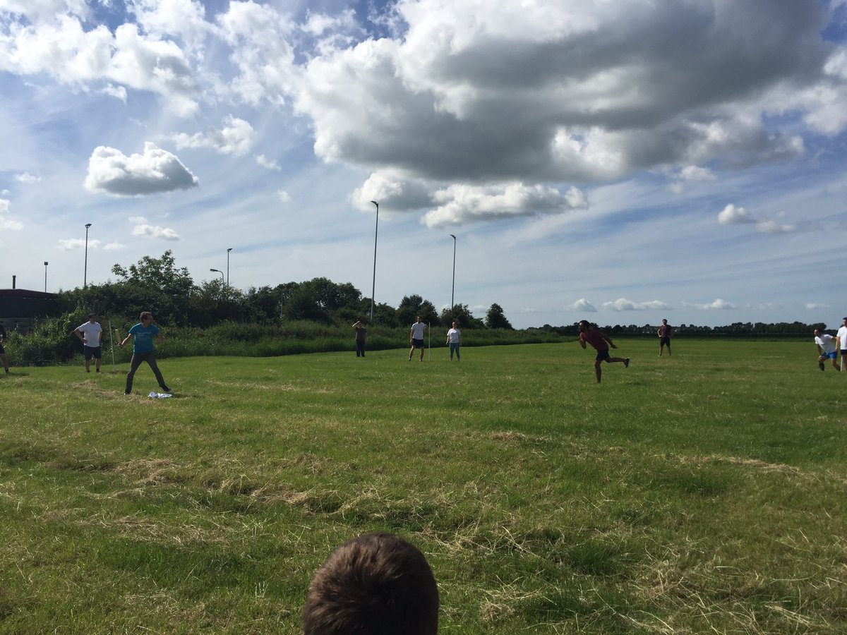 STREAMstreamer's tweet photo. And the annual #rounders tournament is underway #challengeweek2017 #streamidc https://t.co/BDikTGLG2i