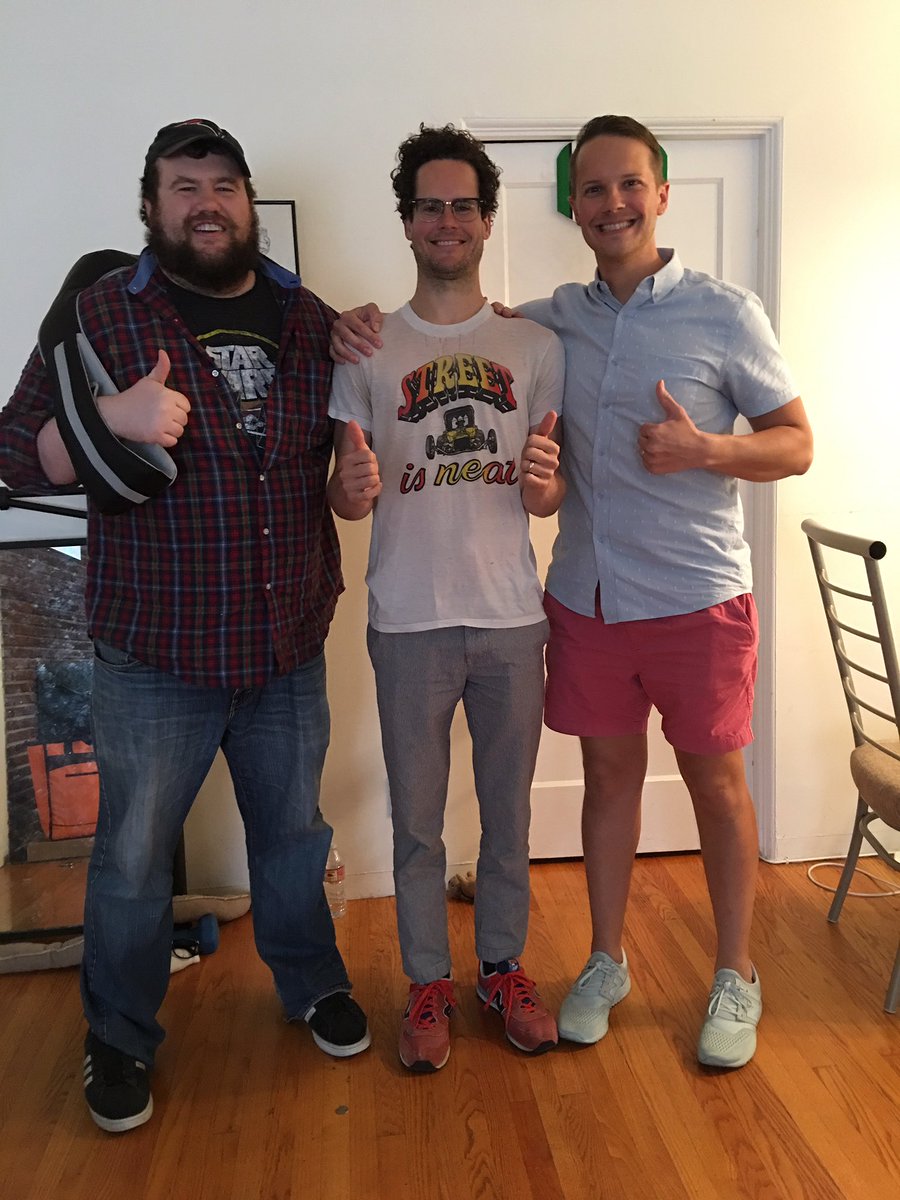 New Doughboys Thursday! Actor David Neher joins as we return to Umami for their new vegetarian Impossible Burger: itunes.apple.com/us/podcast/dou…